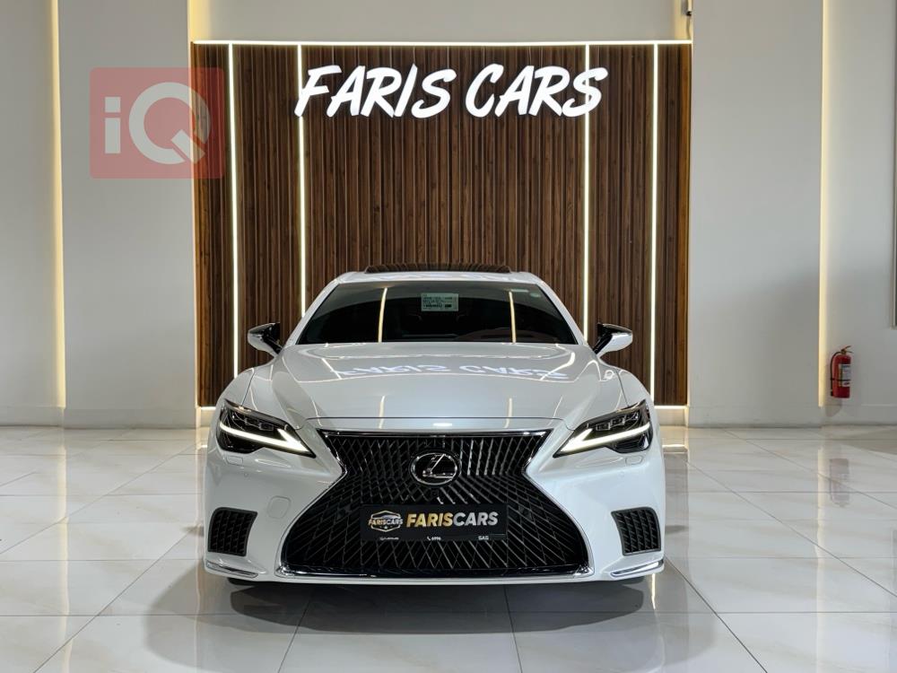Lexus LS